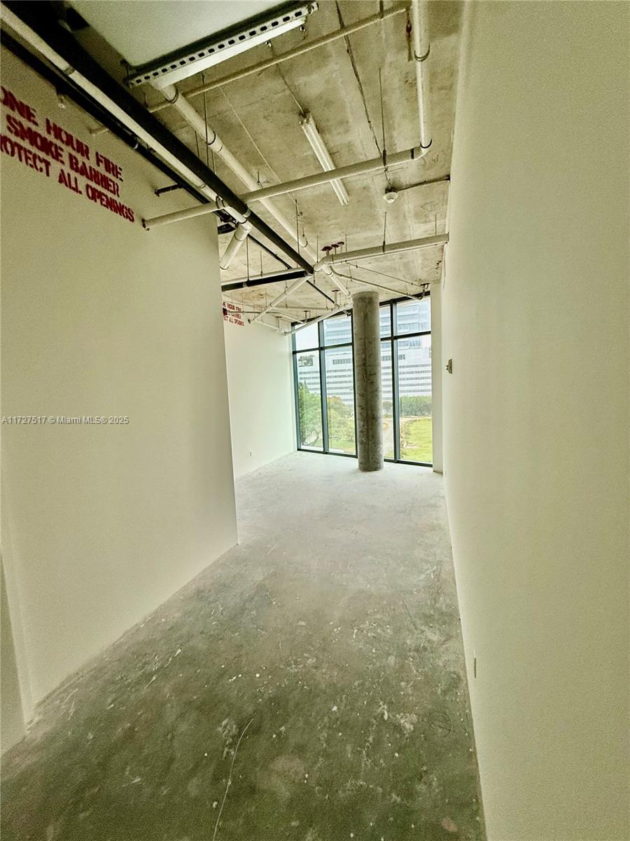 Amazing Office